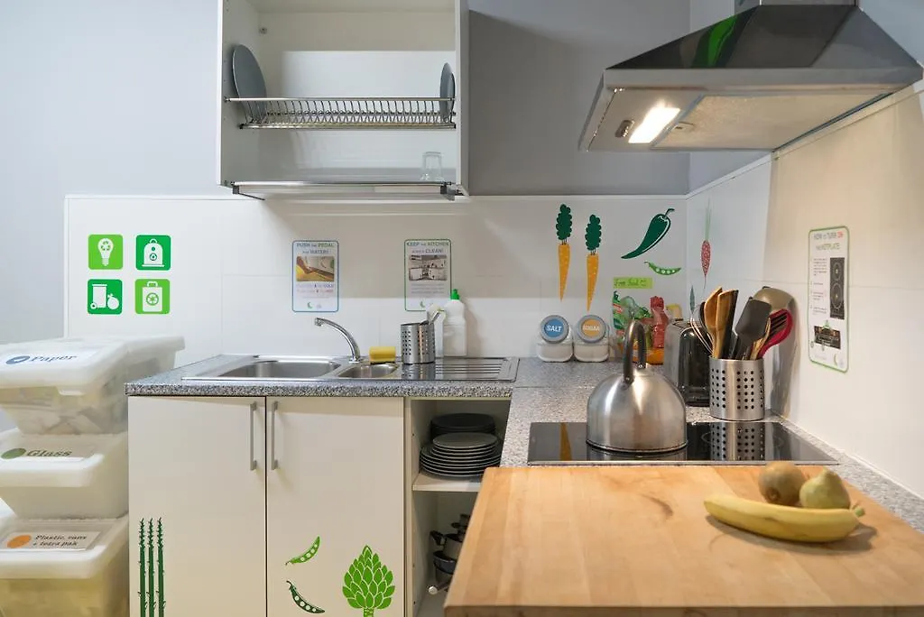 Sleep Green - Certified Eco Youth Hostel Barselona 0*,
