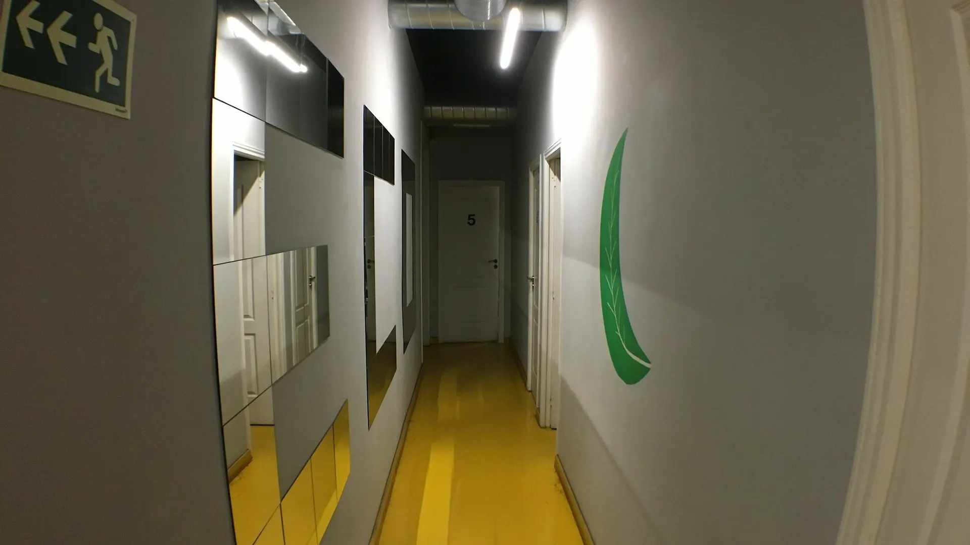 Sleep Green - Certified Eco Youth Hostel Barselona İspanya